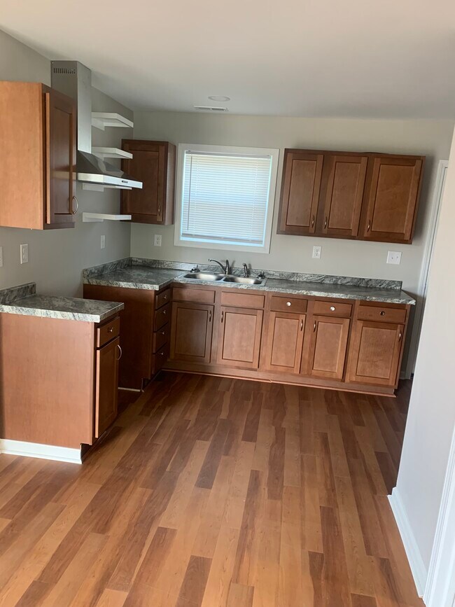 2609 Franklin Ave, Louisville, KY 40216 House Rental in Louisville