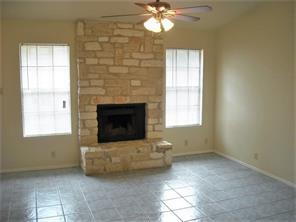 Foto del edificio - Charming 3-Bedroom, 2-Bath Duplex in North...