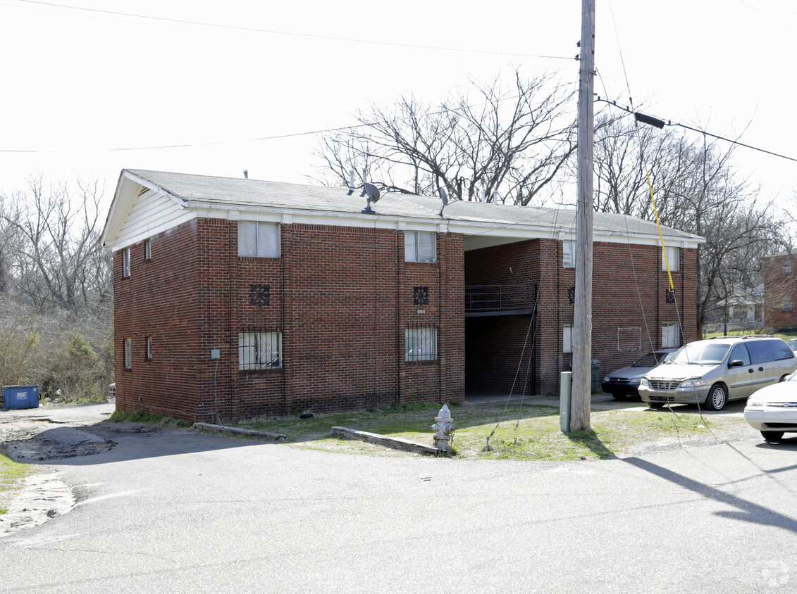 Building Photo - 1164 Main St