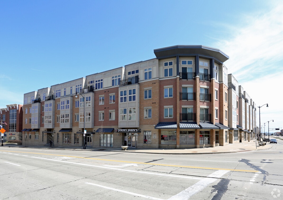 141 Main St Unit 412, Racine, WI 53403 Condo for Rent in Racine, WI