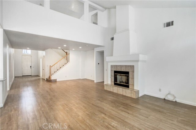 Foto del edificio - 9461 Twin Oaks Pl