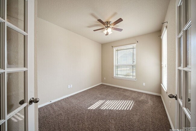 Foto del edificio - 4 Bedroom 2.5 Bathroom located in Waterford Park Subdivision