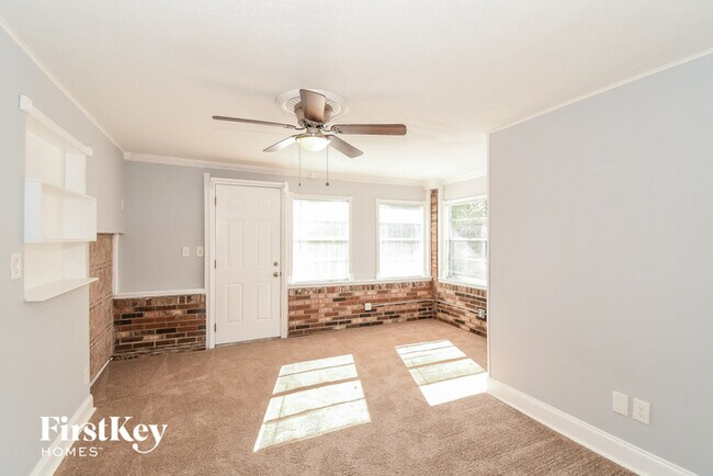 Building Photo - 451 Gano Ct