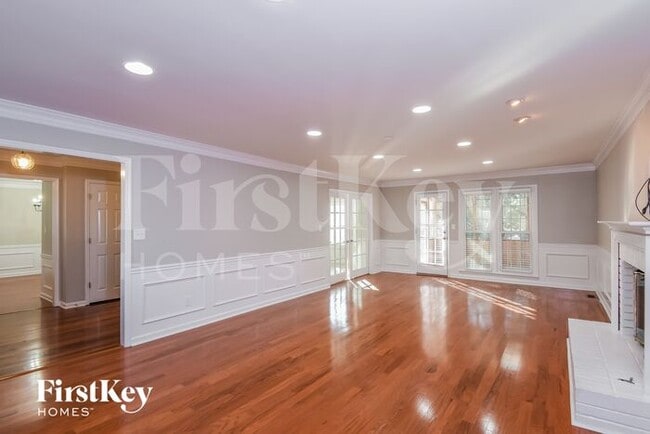 Building Photo - 1326 Shadowood Ct