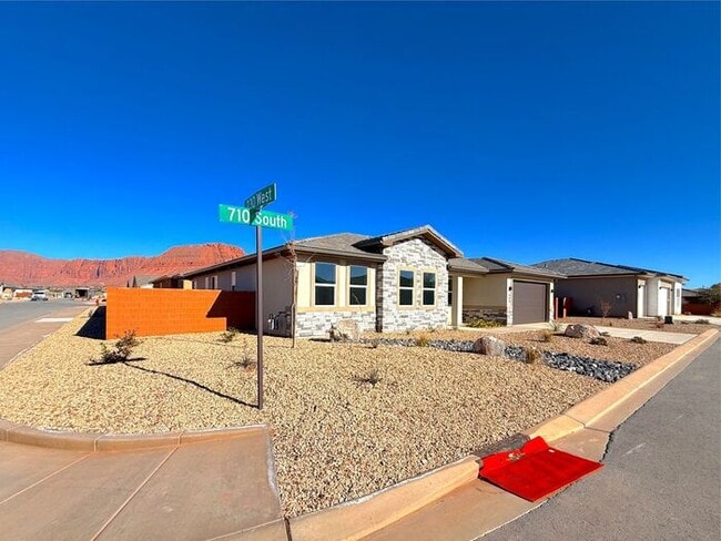 Foto del edificio - New 3 bed, 2.5 bath with 2 car garage home