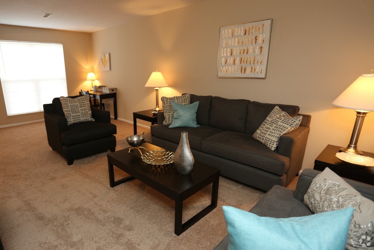 Windsor Park Estates Apartments in Copley, OH