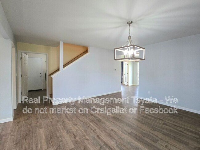 Building Photo - 4814 Starfish Ln