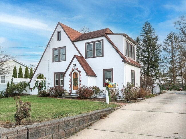 Foto del edificio - 118 McLoughlin St