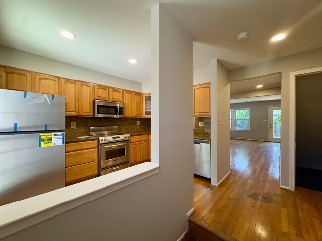 Foto del edificio - Charming 3 Bedroom/2 Bathroom Townhome in Pigtown, MD!