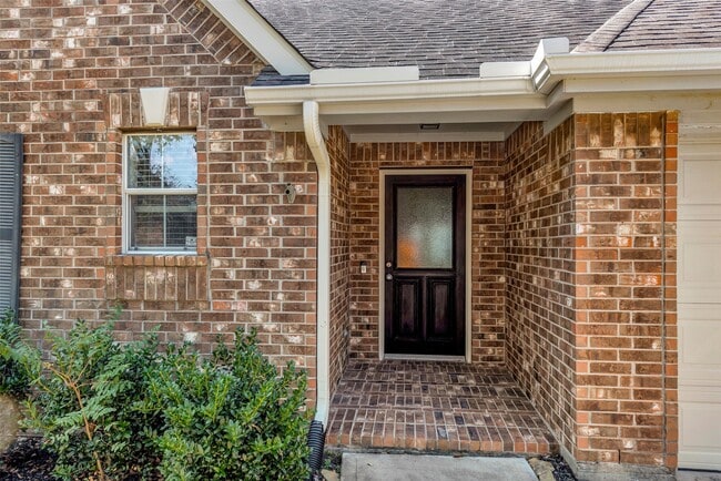 Building Photo - 2239 Waxwing Dr