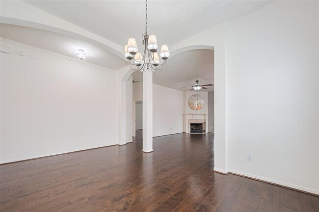 Building Photo - 14111 Norgrove Ct
