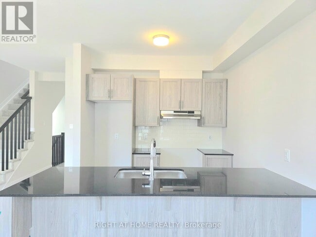 Building Photo - 862 Andesite Ter