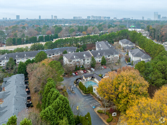 Context - Carrington Park At Lenox Condos