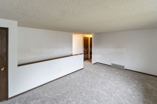 Building Photo - 7024 N Wiscomb St