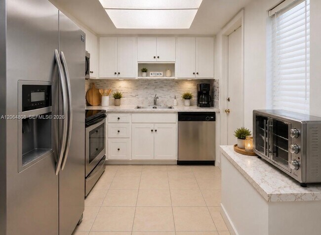 Building Photo - 2581 NW 47th Ave