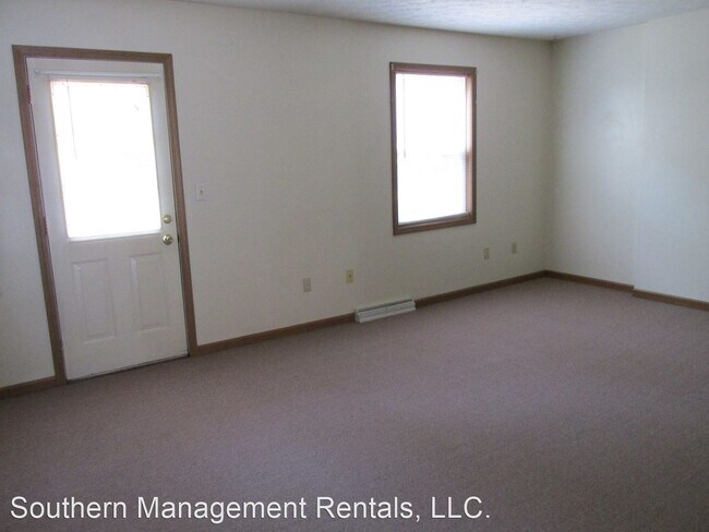 Building Photo - 2 br, 1.5 bath House - 111 Manchester Street