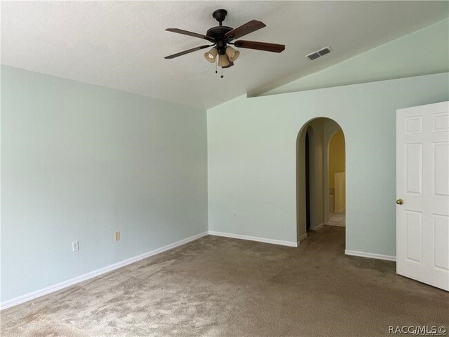 Foto del edificio - 3 Lindwood Ct