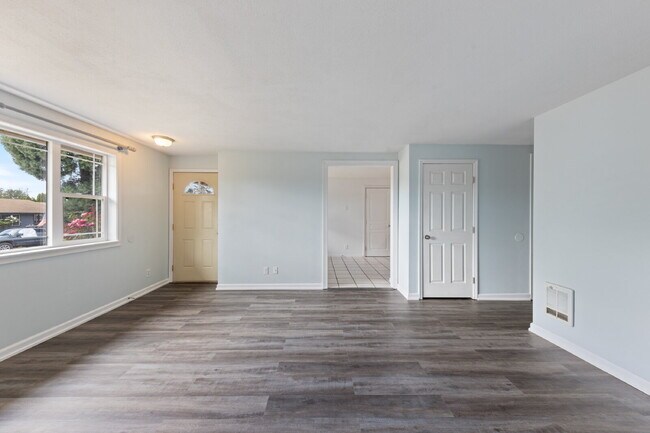 Foto del edificio - Charming 3 bedroom home with large yard!