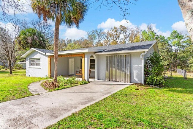 Foto del edificio - 20639 SW Rainbow Lakes Blvd