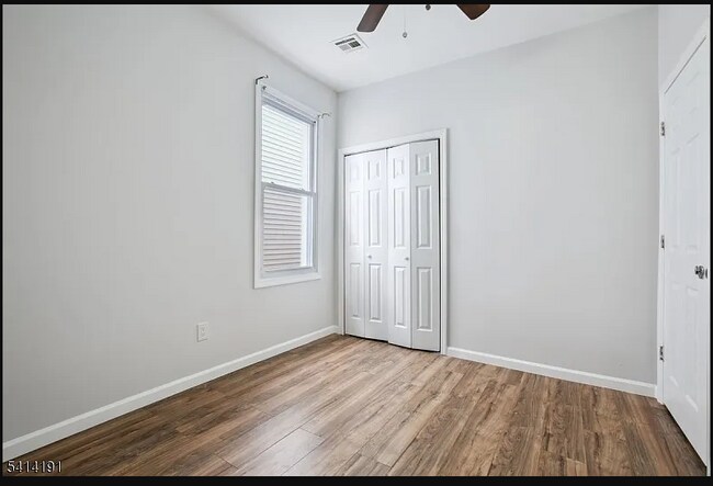Dormitorio - 750 S 17th St