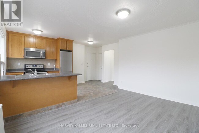 Photo du bâtiment - 500 Gilbert Ave