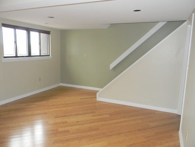 Building Photo - 3877 Bigelow Blvd