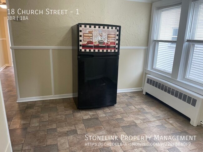 Building Photo - 18 Church Street