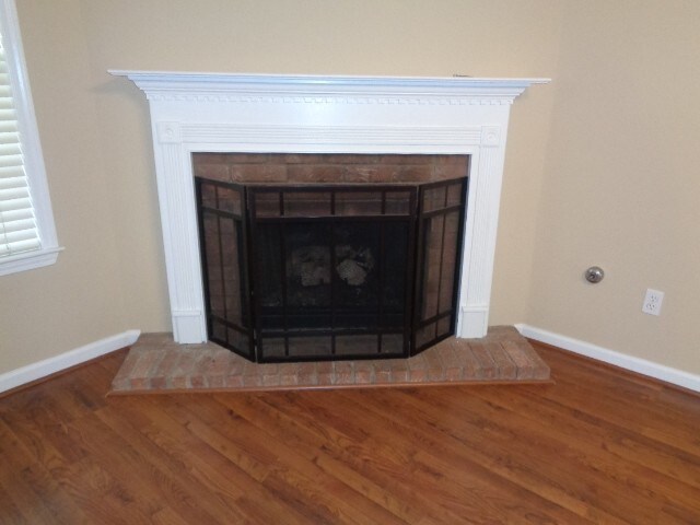 Building Photo - 3047 Valley Green Lane