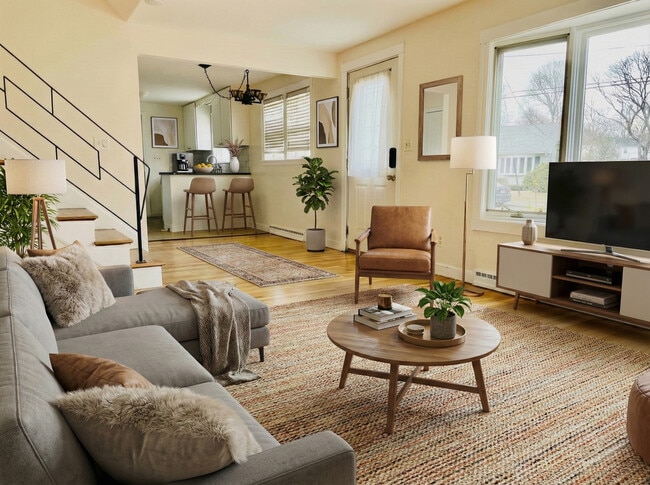 Building Photo - 65 Barbara Ln