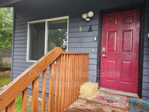 Building Photo - 9940 Grange Dr