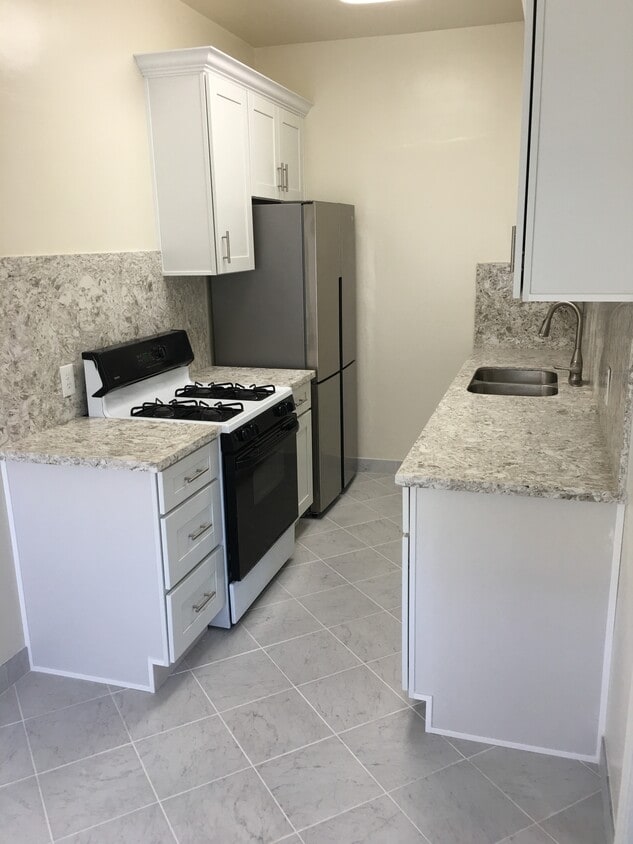 Foto principal - 362 W Palmer Ave