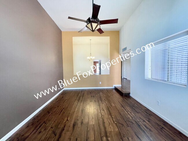 Building Photo - 2898 E Weymouth Cir