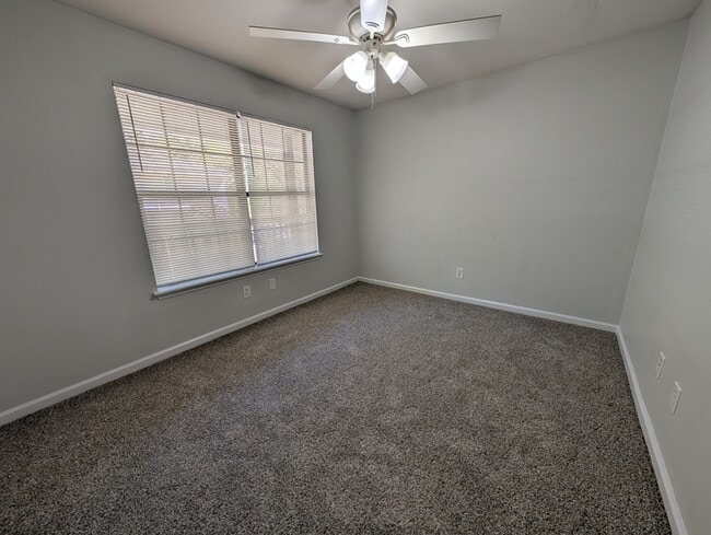 Photo - 2350 Horne Ave Apartment