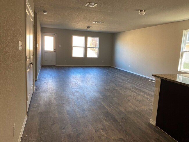 Building Photo - 9831 Marbach Crest