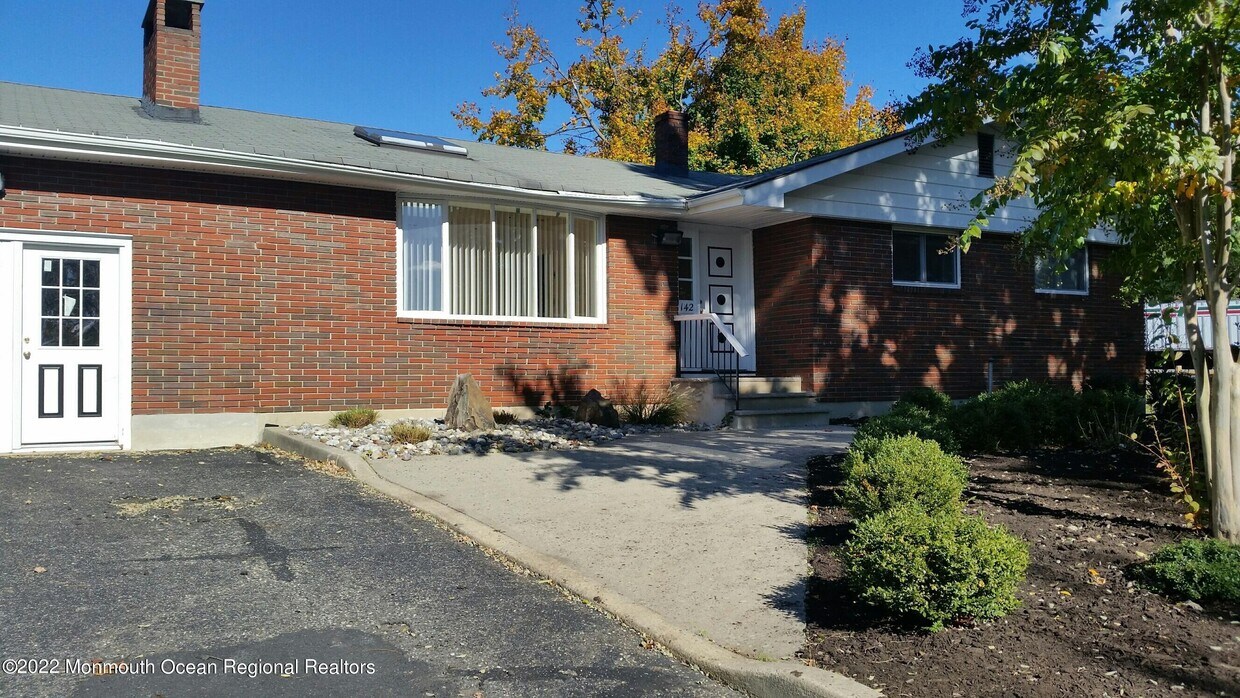 142 Schibanoff Ln, Freehold, NJ 07728 House Rental in Freehold, NJ