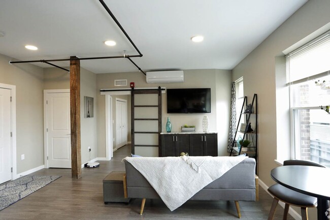 Foto del interior - Pearson Place