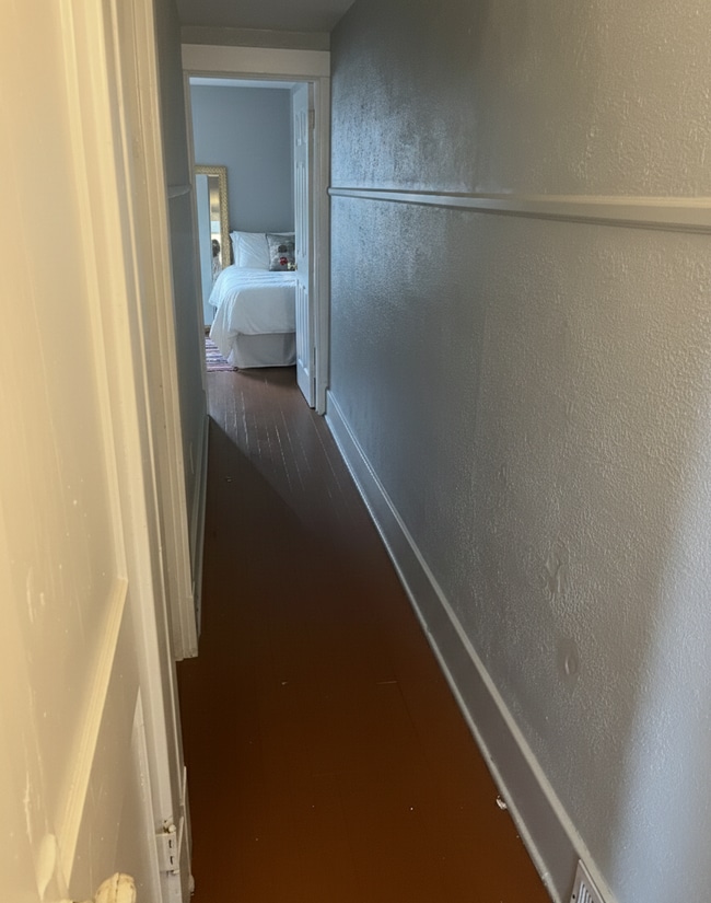 Building Photo - 201 Mohawk St