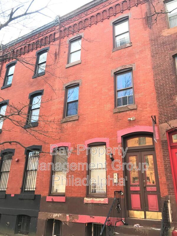 Primary Photo - 1708 W Diamond St