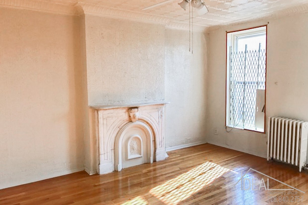 Studio Apartment for Rent in Crown Heights! - Studio Apartment for Rent  in Crown Heights!