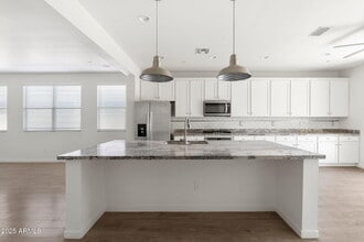 Building Photo - 21451 W Palm Ln