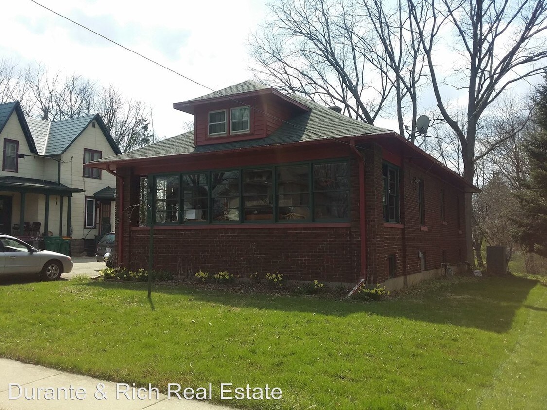 Foto principal - 2 br, 3.5 bath House - 825 N 7th St