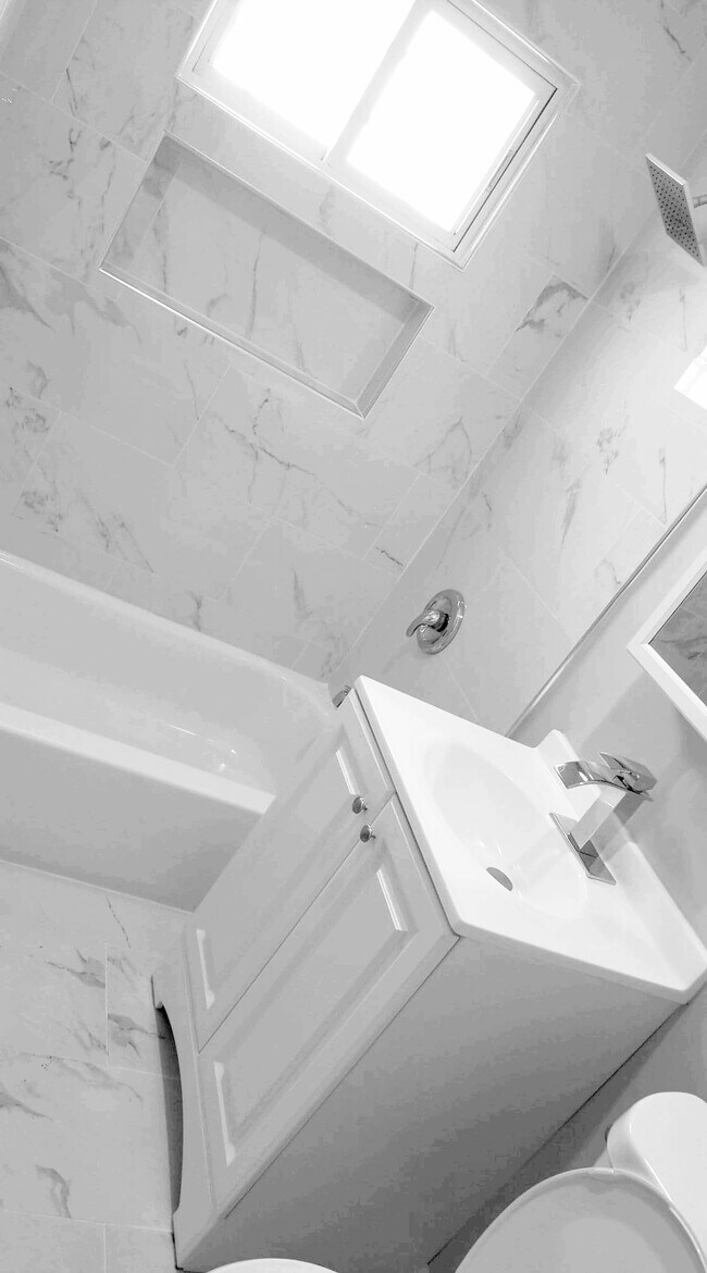 Foto del edificio - 6228 Cahuenga Blvd