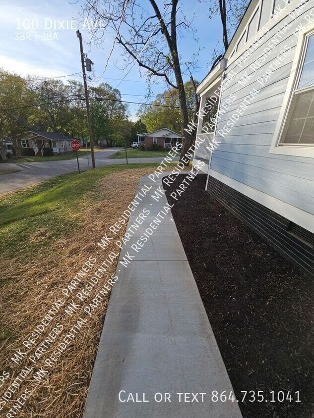 Foto del edificio - 100 Dixie Ave