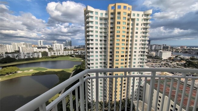 Building Photo - 1745 E Hallandale Beach Blvd