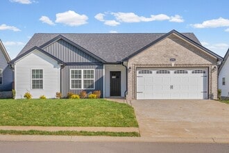 Building Photo - 878 Lutz Ln