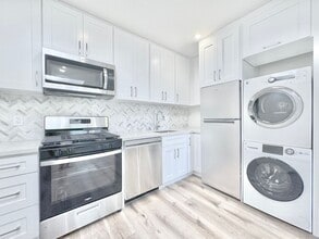 Building Photo - 4244 Inglewood Blvd