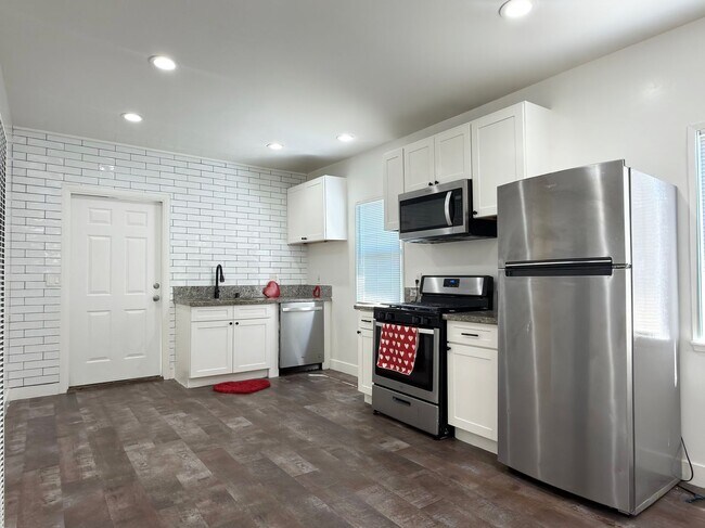 Foto del edificio - 531 N Virginia Ct