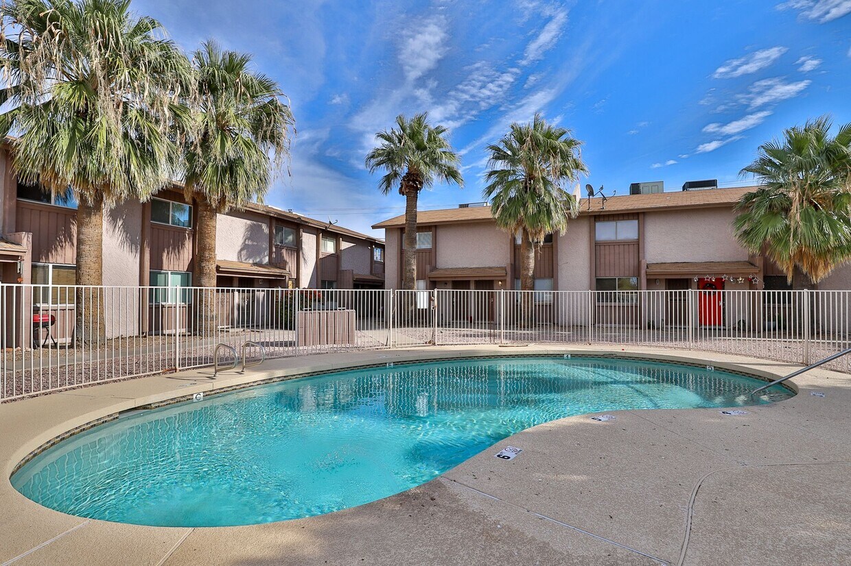 Primary Photo - 1750 E Mateo Cir