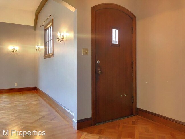 Foto del edificio - 2 br, 1.5 bath House - 730 30th Avenue