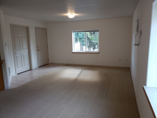 Foto del edificio - 1202 N B St